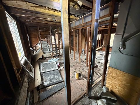 Tiny photo for 7927 S Colfax Avenue, Chicago, IL 60617 (MLS # 12548324)