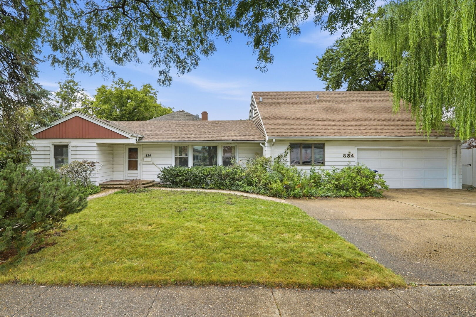 834 S Wolf Road