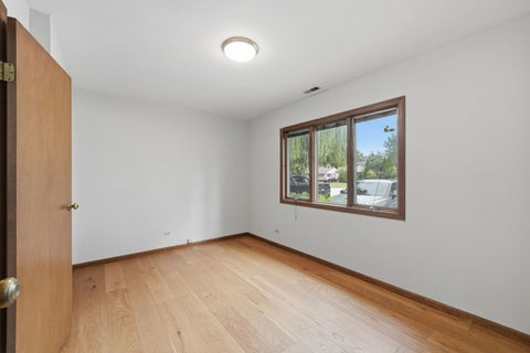 Tiny photo for 834 S Wolf Road, Des Plaines, IL 60016 (MLS # 12776140)
