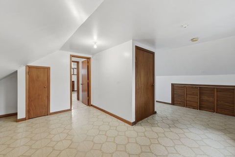 Tiny photo for 834 S Wolf Road, Des Plaines, IL 60016 (MLS # 12776140)