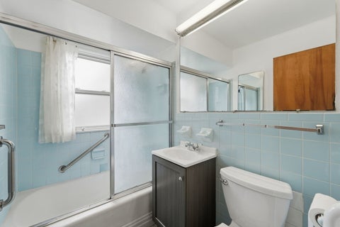 Tiny photo for 834 S Wolf Road, Des Plaines, IL 60016 (MLS # 12776140)