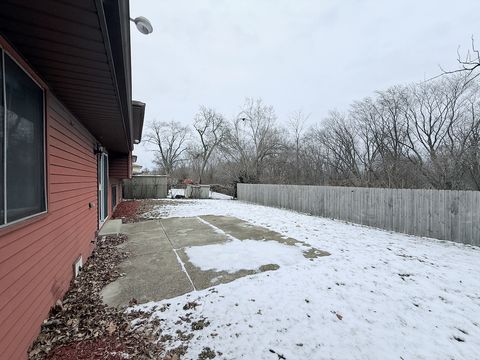 Tiny photo for 15613 Calumet Drive, South Holland, IL 60473 (MLS # 12551378)