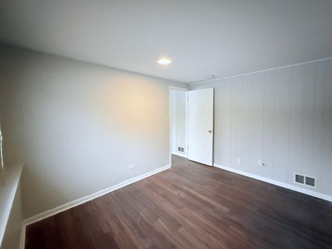 Tiny photo for 15613 Calumet Drive, South Holland, IL 60473 (MLS # 12551378)