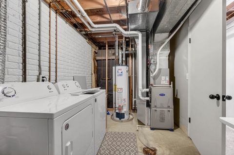 Tiny photo for 727 W 31st Street, Davenport, IA 52804 (MLS # 100000440)