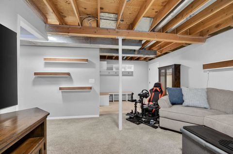 Tiny photo for 727 W 31st Street, Davenport, IA 52804 (MLS # 100000440)