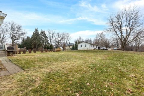 Tiny photo for 727 W 31st Street, Davenport, IA 52804 (MLS # 100000440)