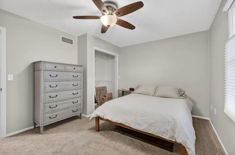 Tiny photo for 727 W 31st Street, Davenport, IA 52804 (MLS # 100000440)