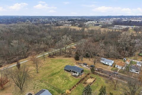 Tiny photo for 727 W 31st Street, Davenport, IA 52804 (MLS # 100000440)