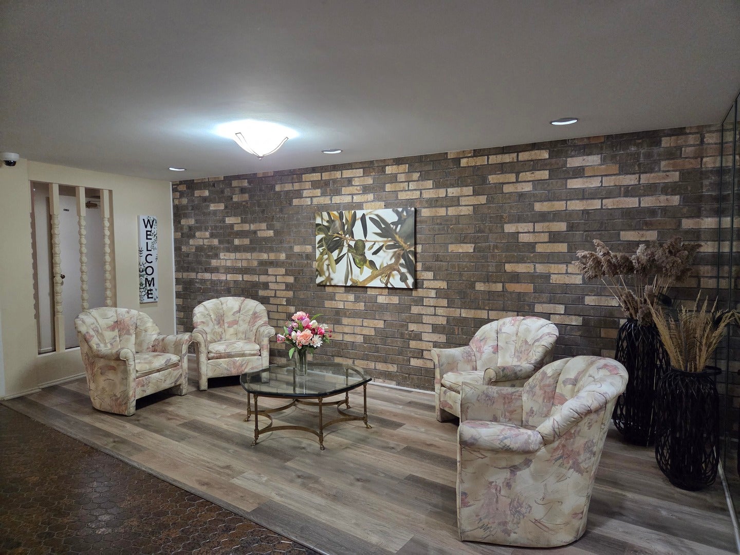 3300 N Carriageway Drive 211