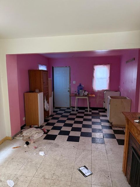 Tiny photo for 240 E 141st Place, Dolton, IL 60419 (MLS # 12503557)