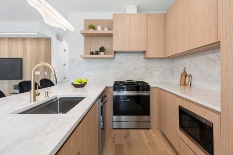 Tiny photo for 1656 N BOSWORTH Avenue #2N, Chicago, IL 60642 (MLS # 12745948)
