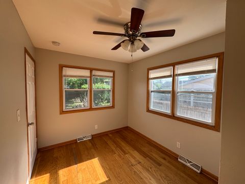 Tiny photo for 509 E 161st Place, South Holland, IL 60473 (MLS # 12497476)