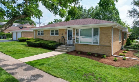 Photo of 4256 Golf Road, Skokie, IL 60076 (MLS # 12725638)