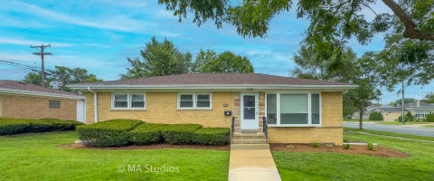 Tiny photo for 4256 Golf Road, Skokie, IL 60076 (MLS # 12725638)