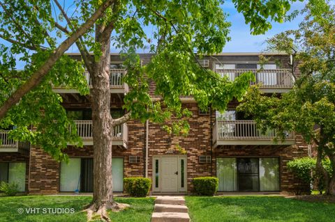 239 W COURT OF SHOREWOOD Court 3A Vernon Hills IL 60061