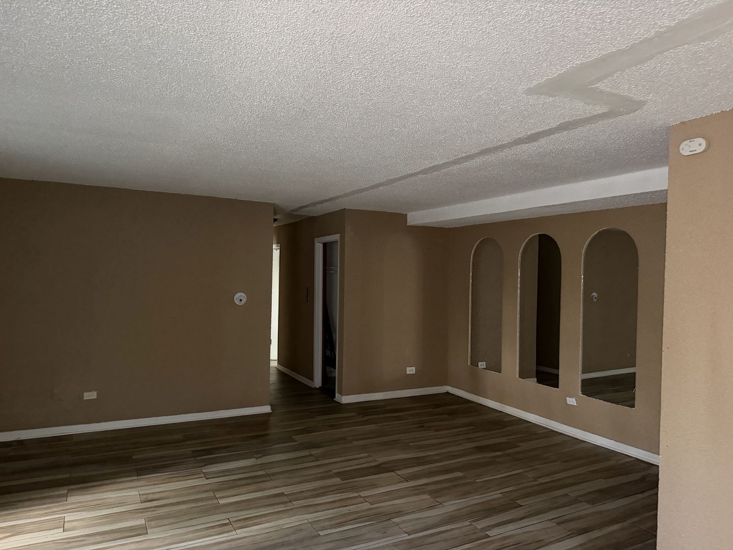 950 E 86th Street 105