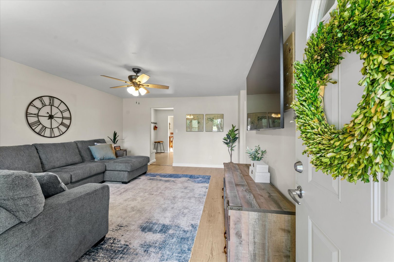 608 W Linden Street