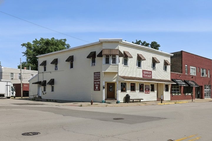Photo 1 of 1 — 9936 Main Street, Hebron, IL 60034