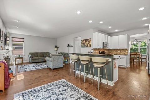 Tiny photo for 218 Foxford Drive, Cary, IL 60013 (MLS # 12665408)