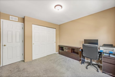 Tiny photo for 218 Foxford Drive, Cary, IL 60013 (MLS # 12665408)