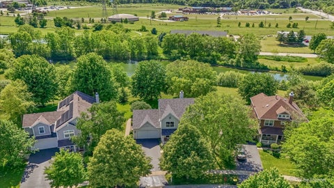 Tiny photo for 218 Foxford Drive, Cary, IL 60013 (MLS # 12665408)