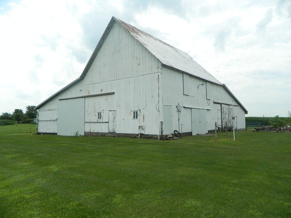 3669 N 13000 Road