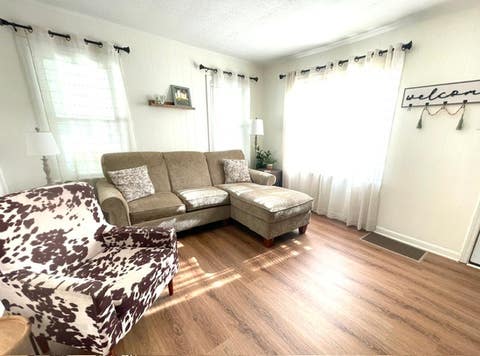Tiny photo for 305 S 3rd Street, Marion, IL 62959 (MLS # 12685400)