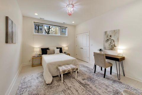 Tiny photo for 3407 N Bell Avenue #B, Chicago, IL 60618 (MLS # 12634570)
