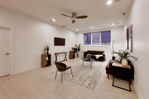 Tiny photo for 3407 N Bell Avenue #B, Chicago, IL 60618 (MLS # 12634570)