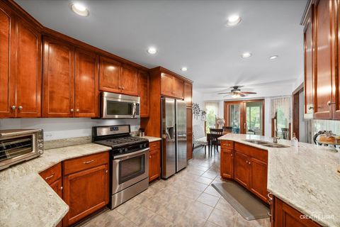 Tiny photo for 604 Hickory St, Sugar Grove, IL 60554 (MLS # 12487538)