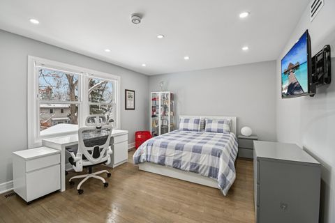 Tiny photo for 606 Paddock Lane, Libertyville, IL 60048 (MLS # 12525783)