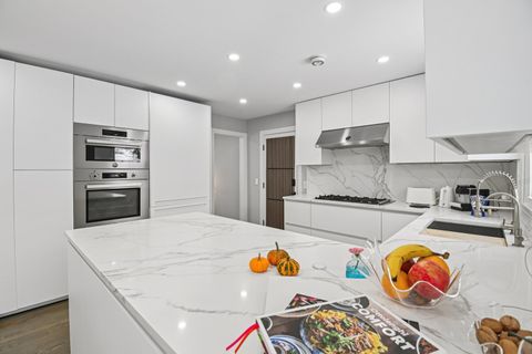 Tiny photo for 606 Paddock Lane, Libertyville, IL 60048 (MLS # 12525783)