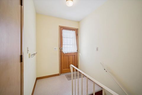 Tiny photo for 1402 W Willow Lane, Mount Prospect, IL 60056 (MLS # 12528252)