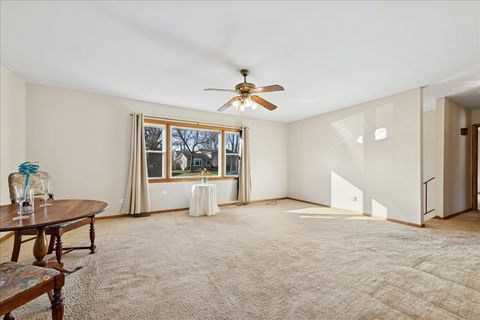 Tiny photo for 23565 N Park Road, Lake Zurich, IL 60047 (MLS # 12510406)