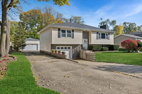 Photo of 23565 N Park Road, Lake Zurich, IL 60047 (MLS # 12510406)