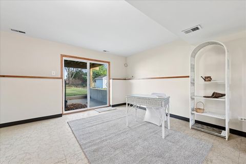 Tiny photo for 23565 N Park Road, Lake Zurich, IL 60047 (MLS # 12510406)