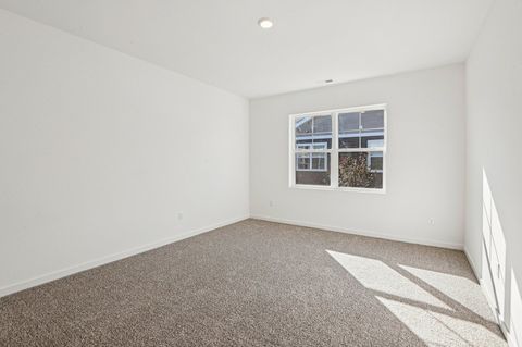 Tiny photo for 1057 Williamsburg Street, Pingree Grove, IL 60140 (MLS # 12545996)