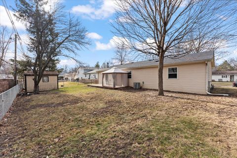 Tiny photo for 1904 Scottsdale Drive, Champaign, IL 61821 (MLS # 12543202)