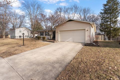 Tiny photo for 1904 Scottsdale Drive, Champaign, IL 61821 (MLS # 12543202)