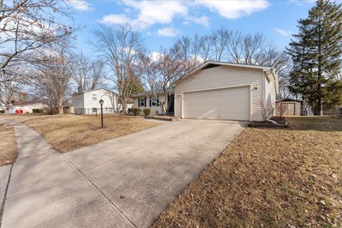 Tiny photo for 1904 Scottsdale Drive, Champaign, IL 61821 (MLS # 12543202)