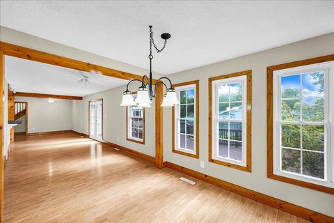 Tiny photo for 116 Lakeview Drive, East Galesburg, IL 61430 (MLS # 12478210)