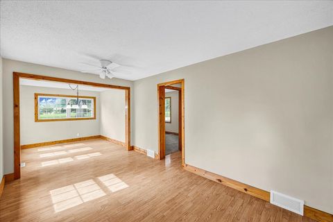 Tiny photo for 116 Lakeview Drive, East Galesburg, IL 61430 (MLS # 12478210)