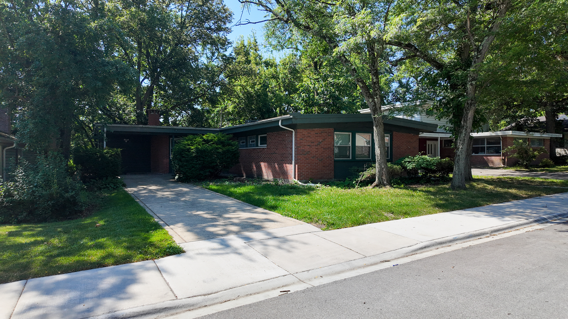 335 Oakwood Street