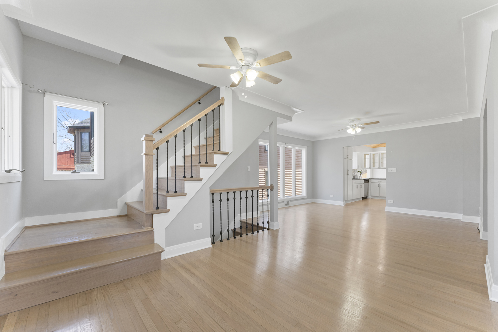 161 W Greenfield Avenue