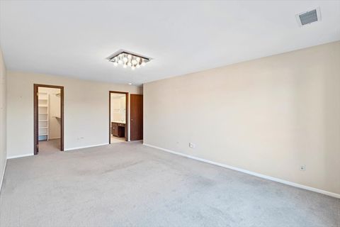 Tiny photo for 7201 N Lincoln Avenue #308, Lincolnwood, IL 60712 (MLS # 12471152)
