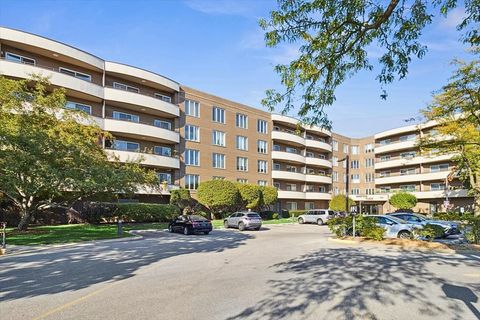 7201 N Lincoln Avenue 308 Lincolnwood IL 60712