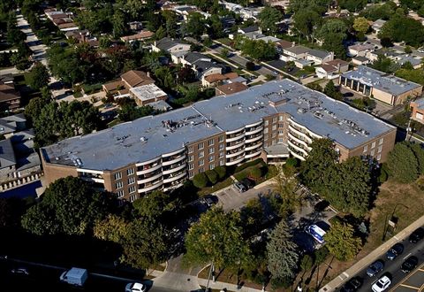 Tiny photo for 7201 N Lincoln Avenue #308, Lincolnwood, IL 60712 (MLS # 12471152)