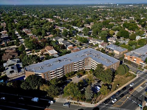 Tiny photo for 7201 N Lincoln Avenue #308, Lincolnwood, IL 60712 (MLS # 12471152)