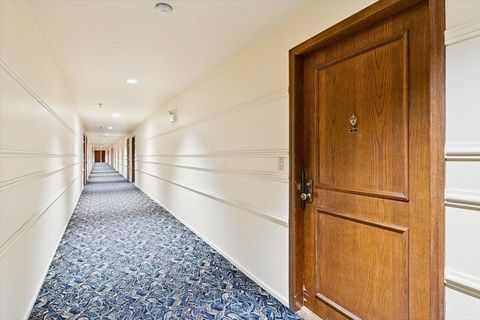 Tiny photo for 7201 N Lincoln Avenue #308, Lincolnwood, IL 60712 (MLS # 12471152)