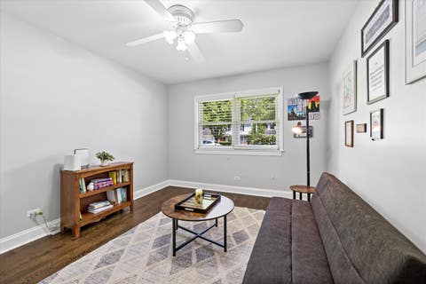 Tiny photo for 404 S See Gwun Avenue, Mount Prospect, IL 60056 (MLS # 12713688)